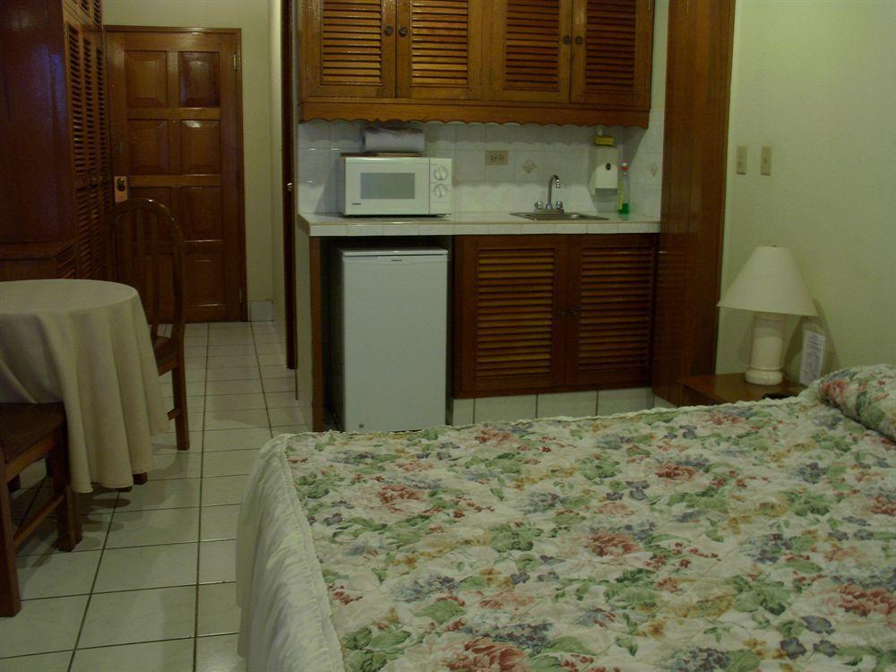 מנאגווה Hotel Mansion Teodolinda מראה חיצוני תמונה