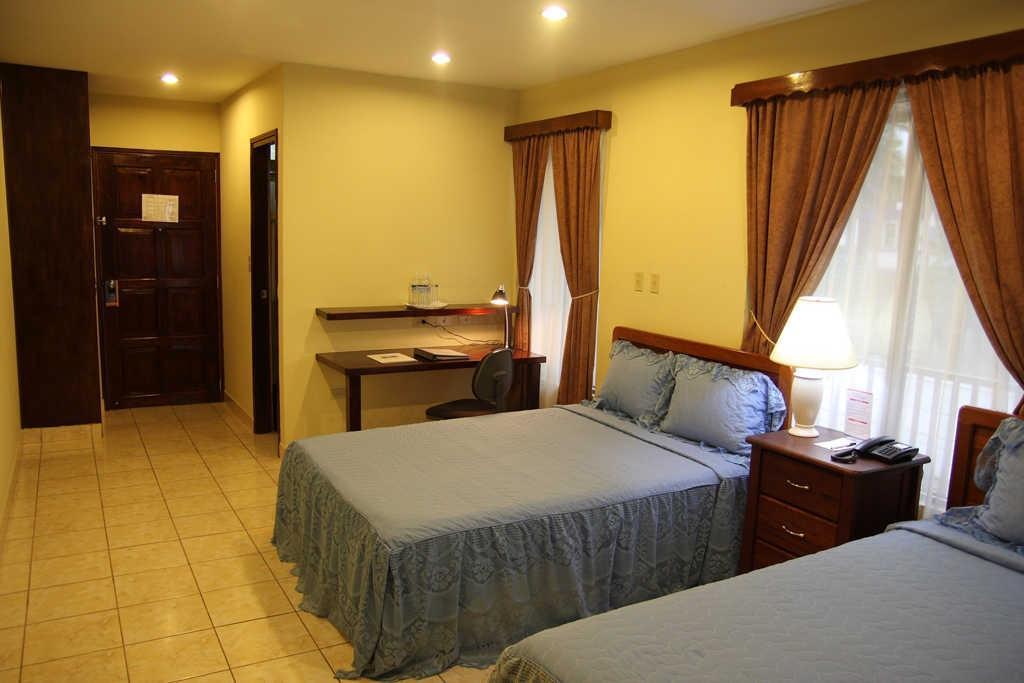 מנאגווה Hotel Mansion Teodolinda מראה חיצוני תמונה