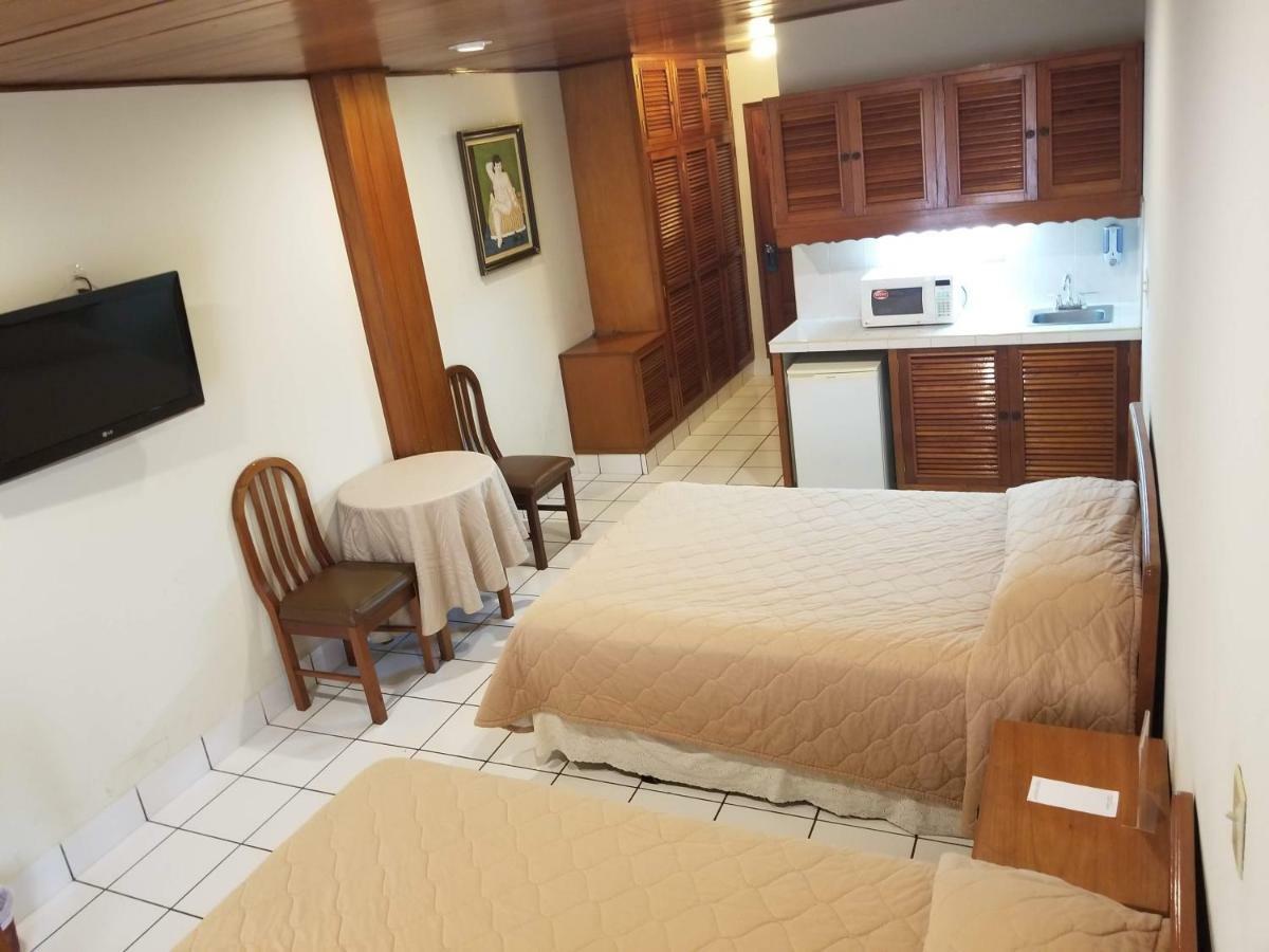 מנאגווה Hotel Mansion Teodolinda מראה חיצוני תמונה