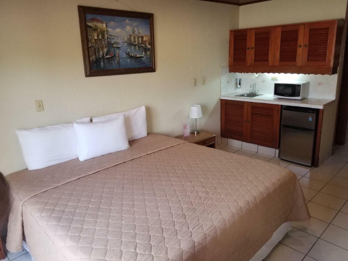 מנאגווה Hotel Mansion Teodolinda מראה חיצוני תמונה