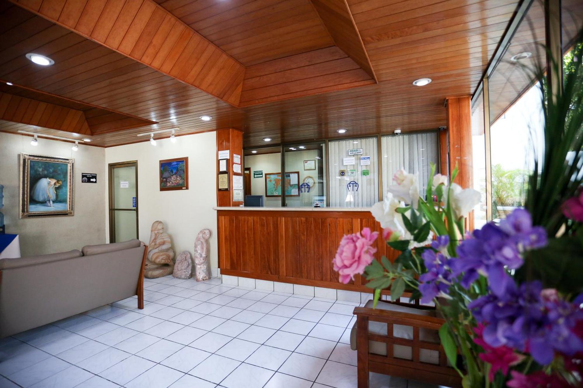 מנאגווה Hotel Mansion Teodolinda מראה חיצוני תמונה