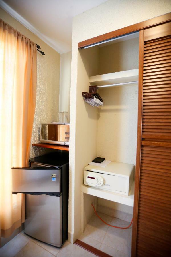מנאגווה Hotel Mansion Teodolinda מראה חיצוני תמונה