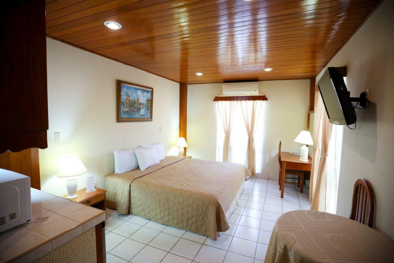 מנאגווה Hotel Mansion Teodolinda מראה חיצוני תמונה