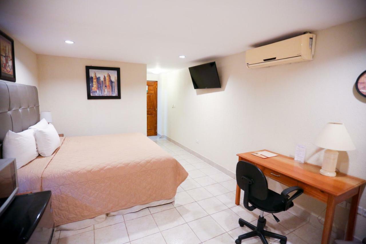 מנאגווה Hotel Mansion Teodolinda מראה חיצוני תמונה